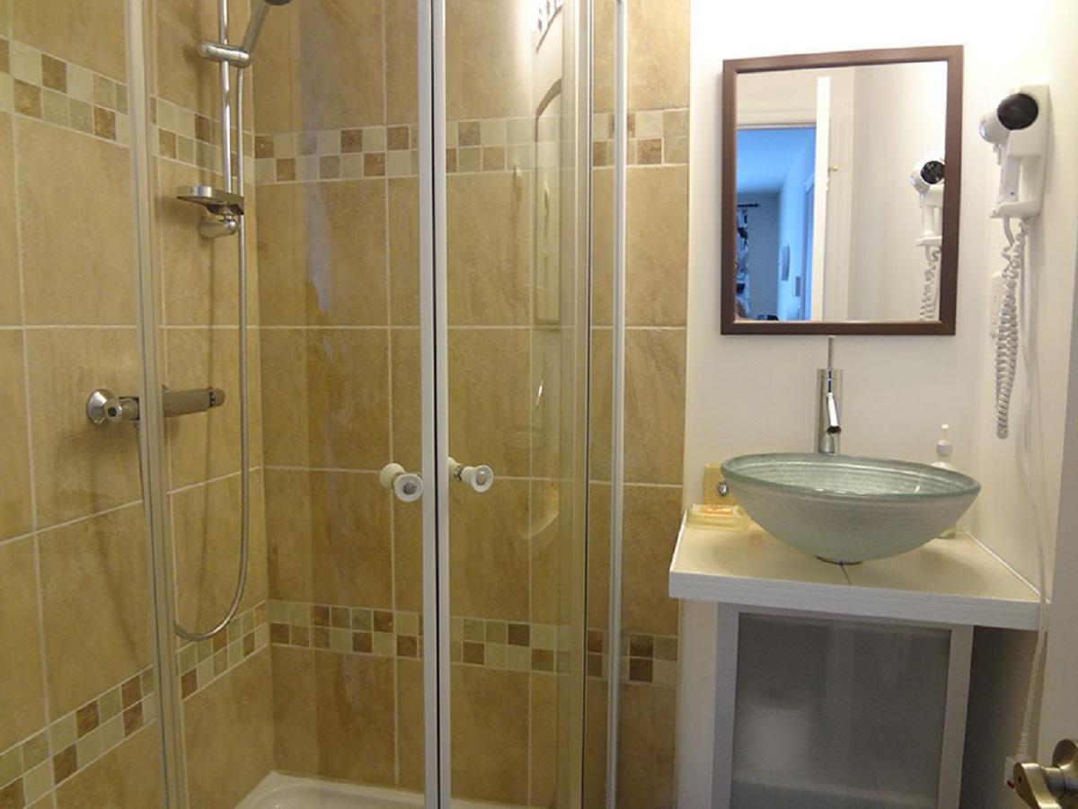 Hotel Saint-Donat 外观 照片